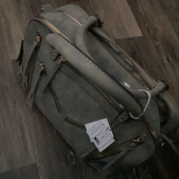 Bags - Picture 7 of 7